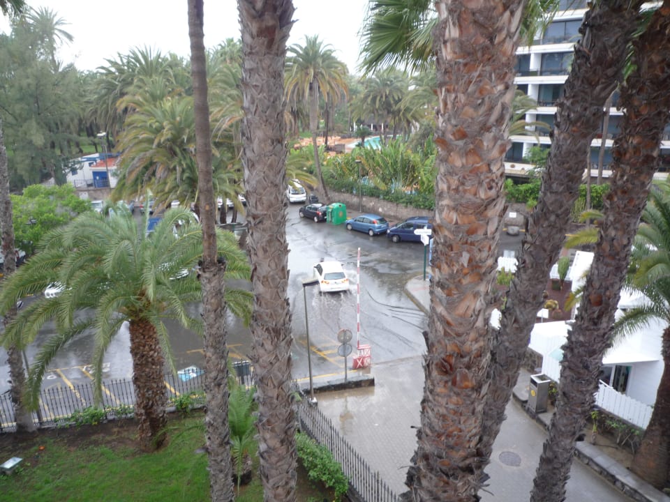 Maspalomas im Regen Hotel Riu Palace Oasis