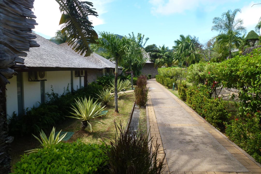Gepflegte und saubere Hotelanlage Fisherman's Cove Resort  (Im Umbau/Renovierung)