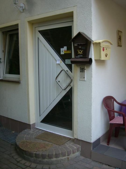 Der Haupteingang Pension Am Rosental