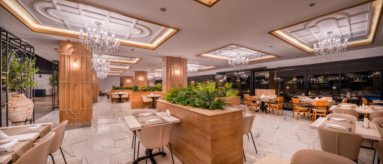 Gastro Hotel Royal Garden Beach
