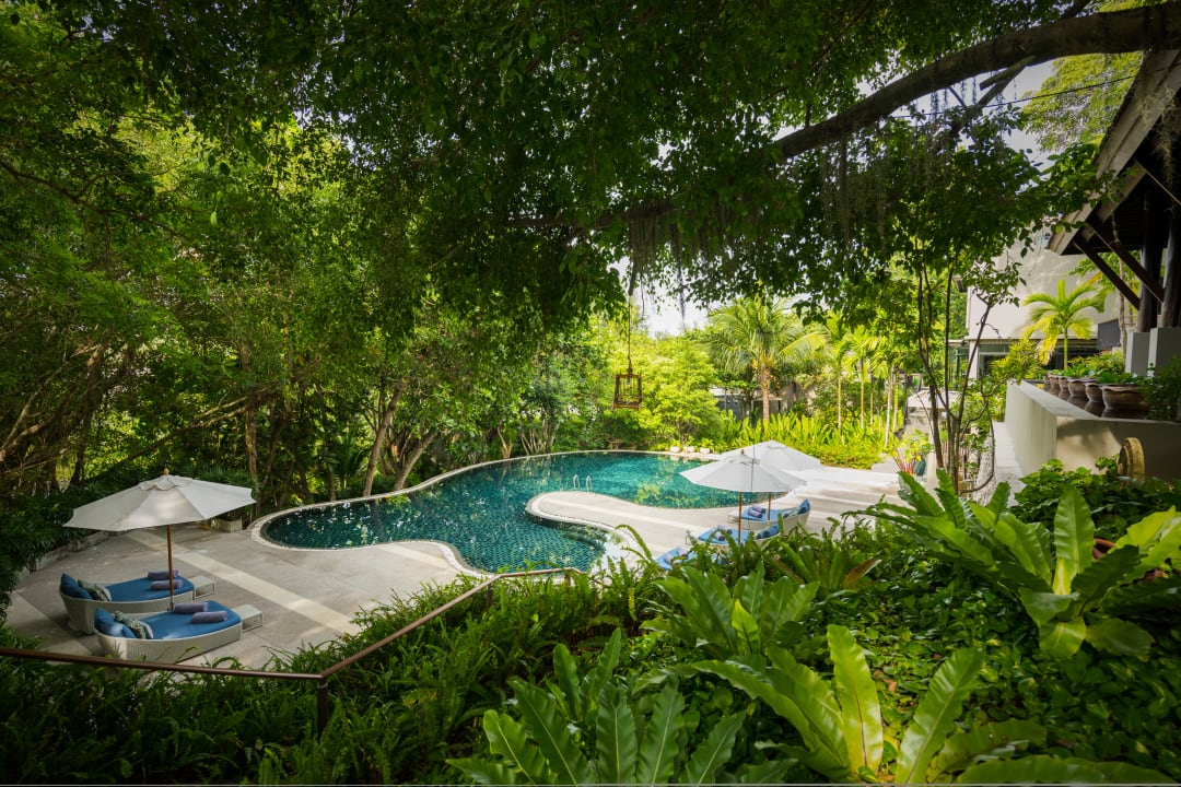 Pool Anantara Layan Phuket Resort