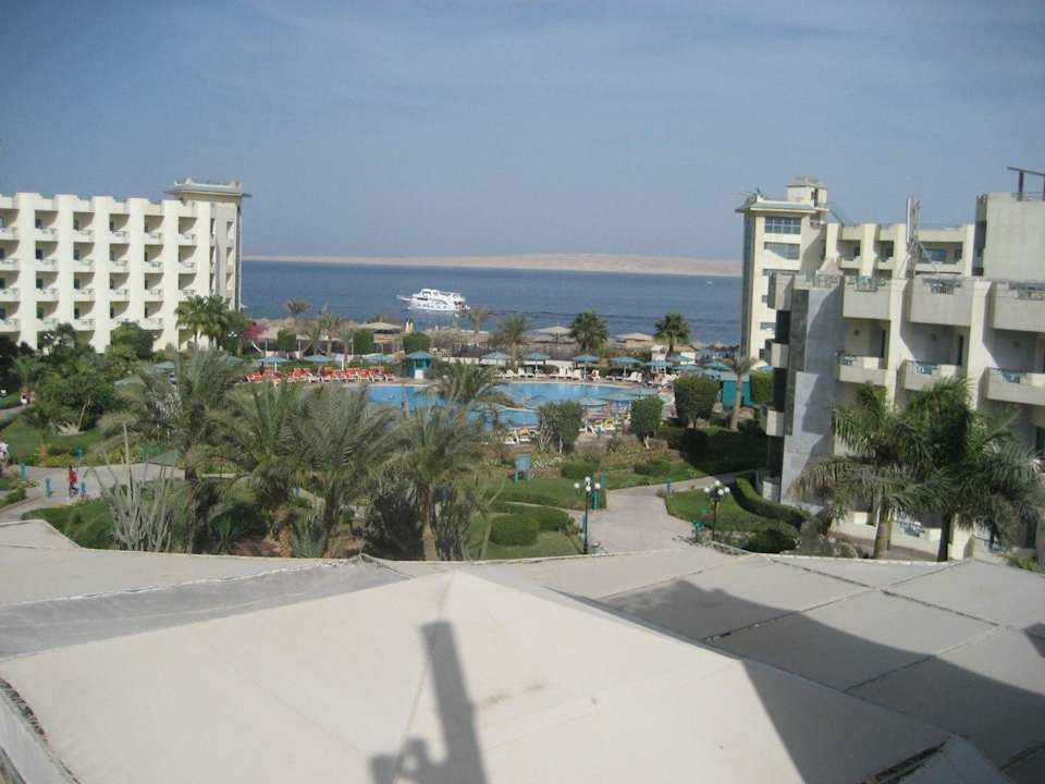 Фоткали с крыши Moreno Horizon Spa & Resort