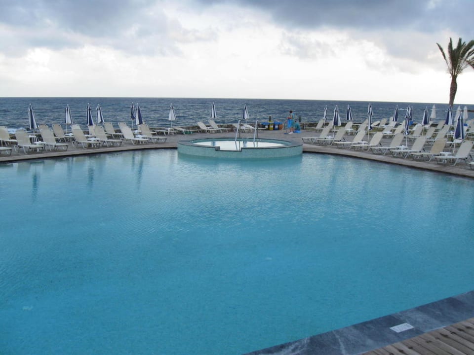 Am Morgen allsun Hotel Malia Beach