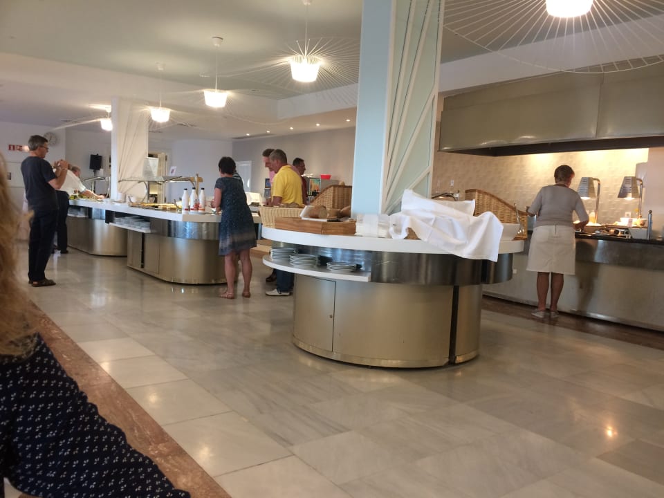 Restaurant R2 BUGANVILLA Hotel & Spa