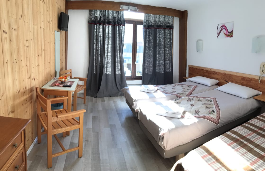 Zimmer Atmosphere Hotel
