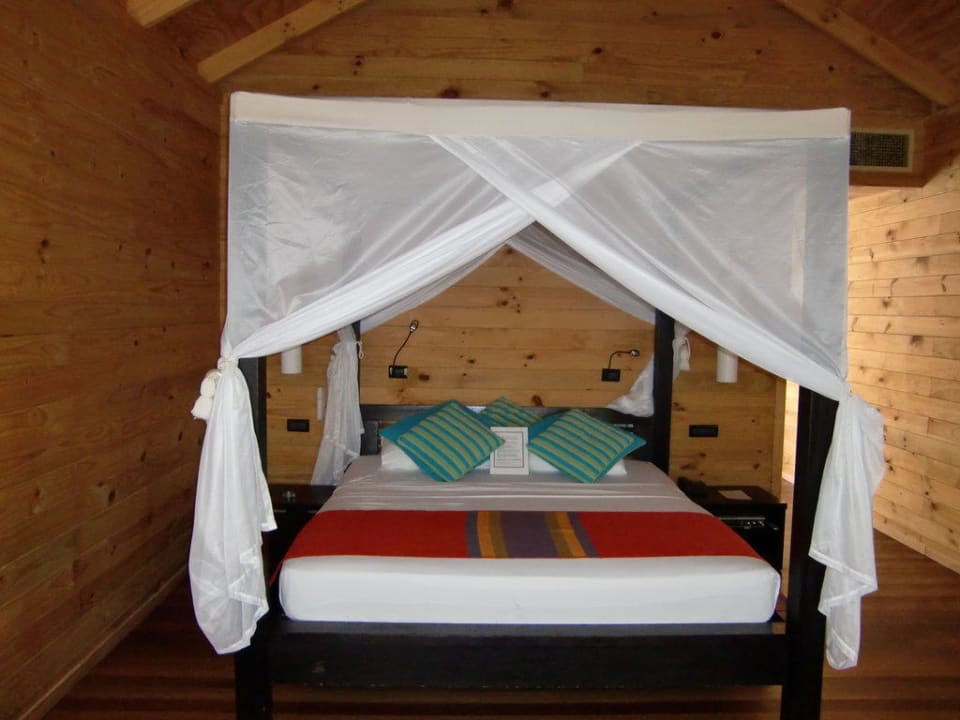 Jakuzzi-Landvilla 100er Reihe Meeru Maldives Resort Island