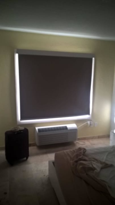 Fenster das immer verdunkelt sein musste Hotel Ocean Five