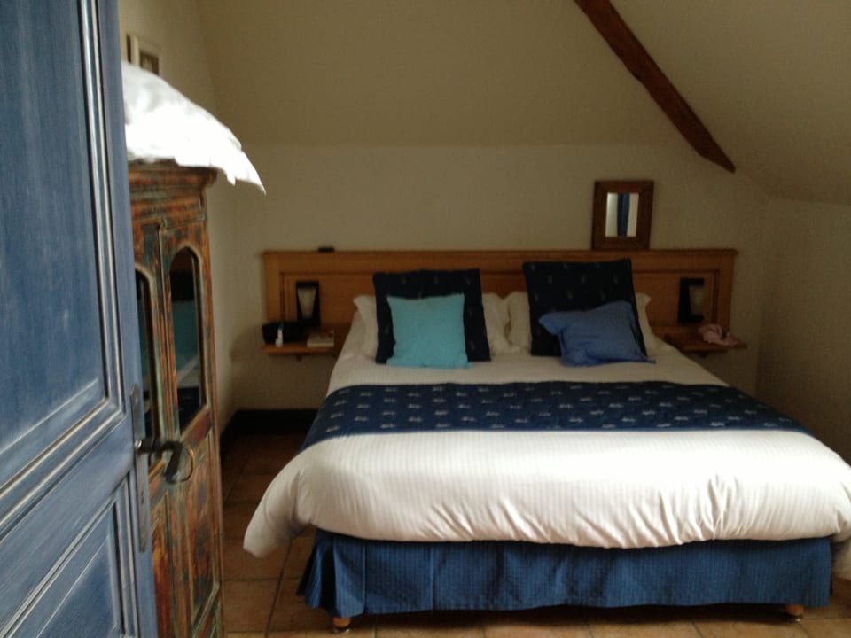 Schlafzimmer Hotel La Fontaine Aux Bretons