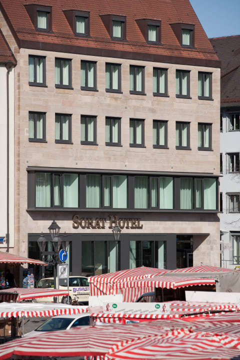 Außenansicht SORAT Hotel Saxx Nürnberg