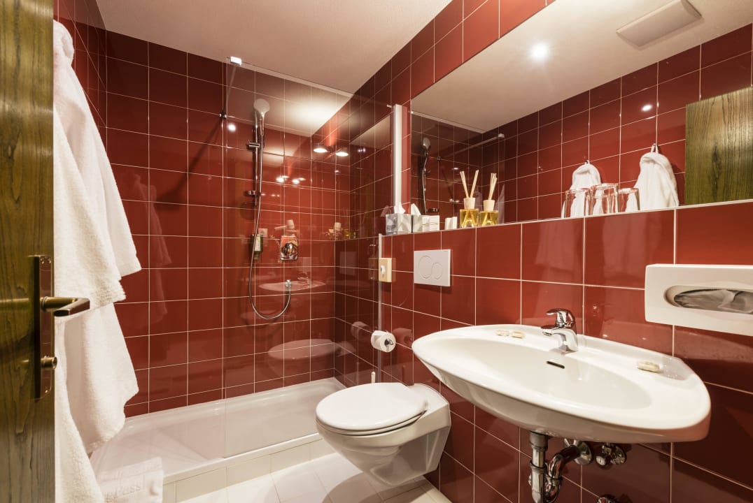 Neu restaurierte Zimmer in der Depandace Verena  Hotel Kreuzberg Monte Croce