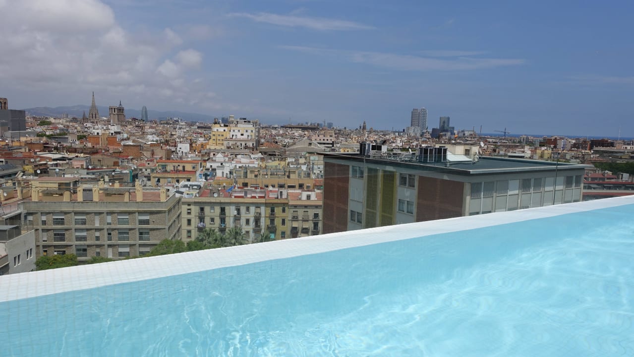 Pool auf dem Dach Hotel Andante