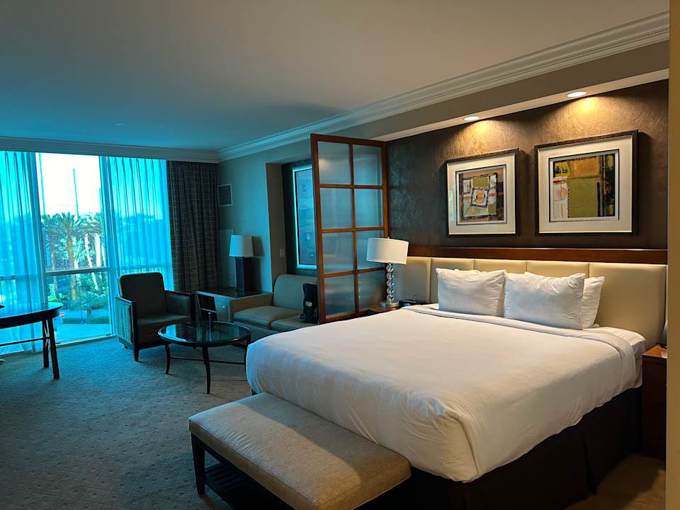 Zimmer Jet Luxury at The Signature Condo Hotel