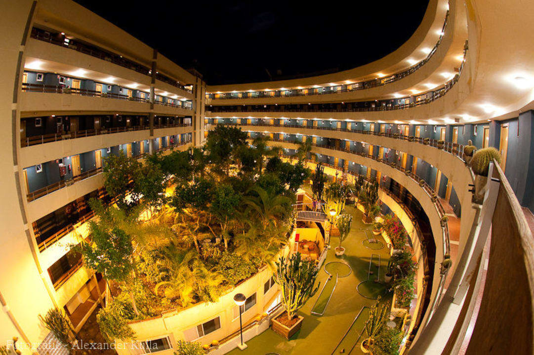 Innenanlage Bull Escorial & Spa