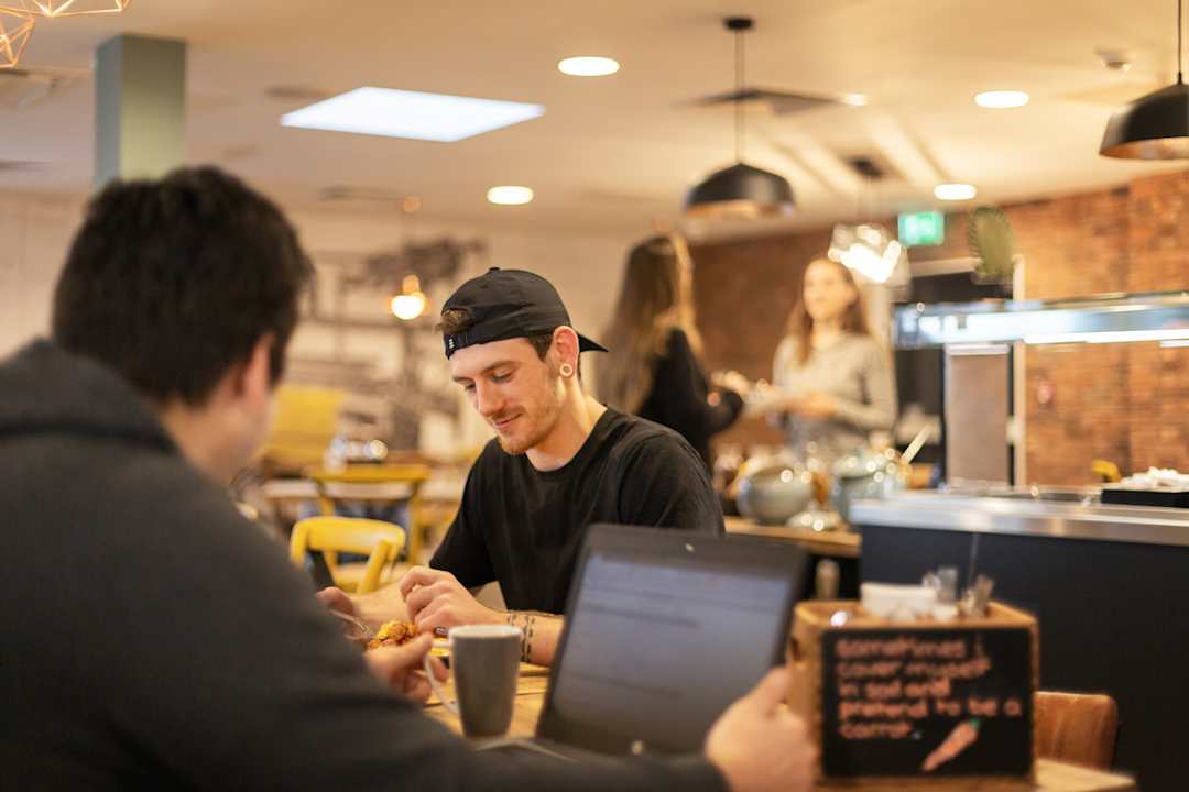 Lobby Holiday Inn - the niu, Loom Manchester North