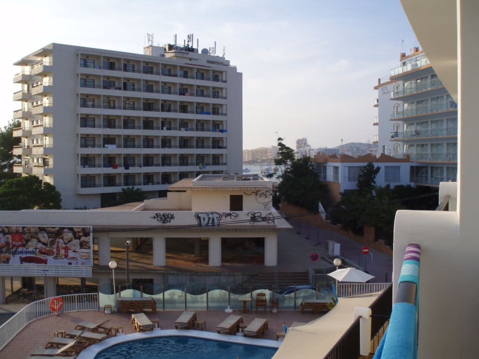 Von unserem Balkon Zimmer 231 Hotel Osiris