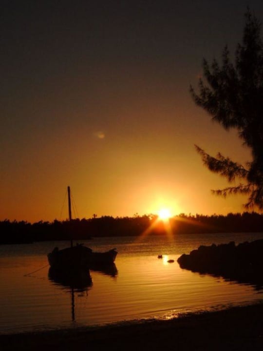 Sonnenuntergang LUX* Grand Gaube Resort & Villas