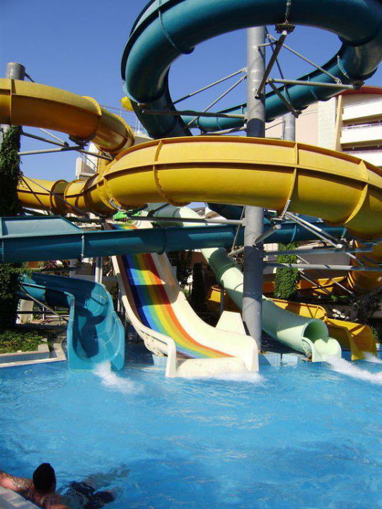 Pool mit Rutschen Alaiye Resort & Spa