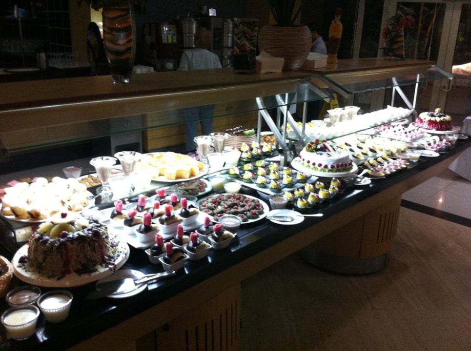 Buffet  Can Garden Resort