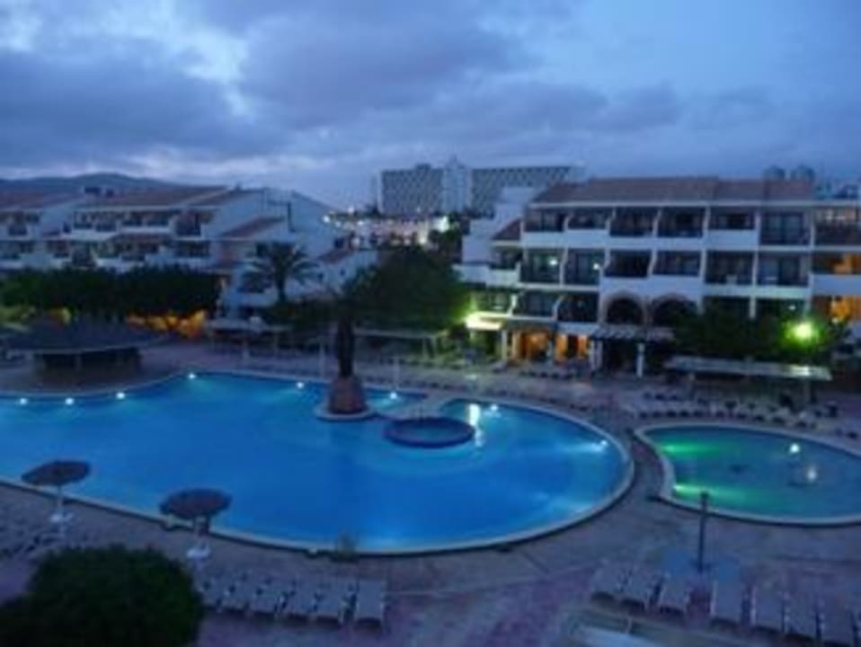 Am Abend FERGUS Style Bahamas