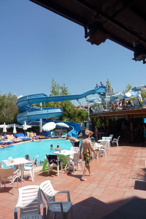 Activpool mit Rutsche Dosi Hotel
