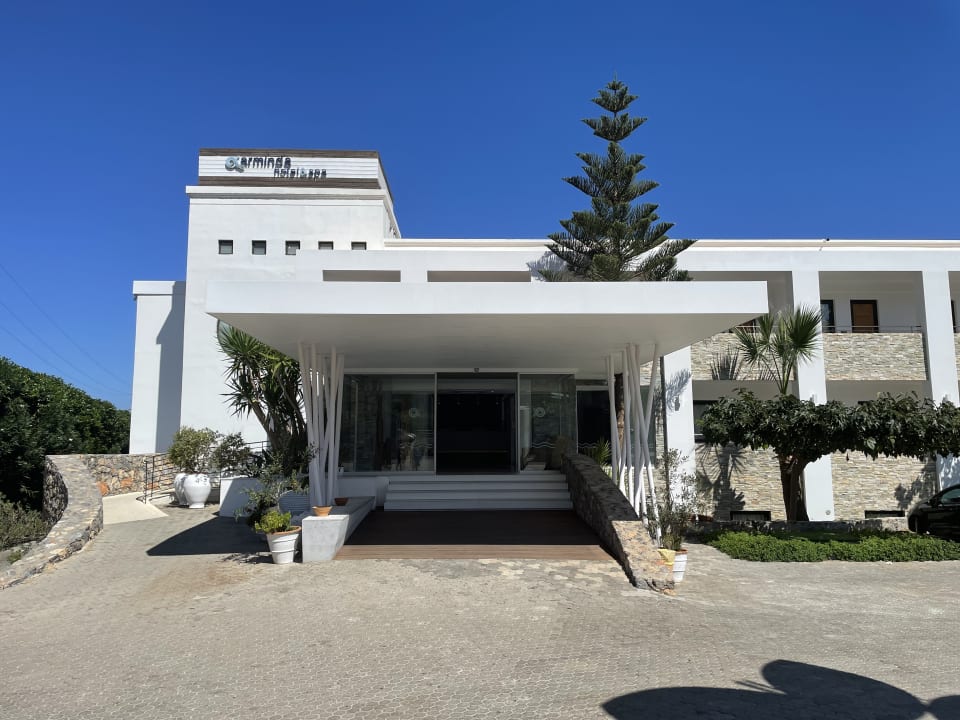 Außenansicht Arminda Hotel and SPA