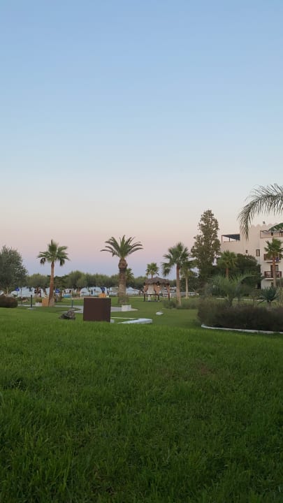 Gartenanlage TUI BLUE Oceanis Beach and Spa Resort