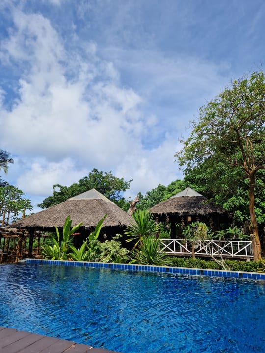 Pool La Laanta Hideaway Resort