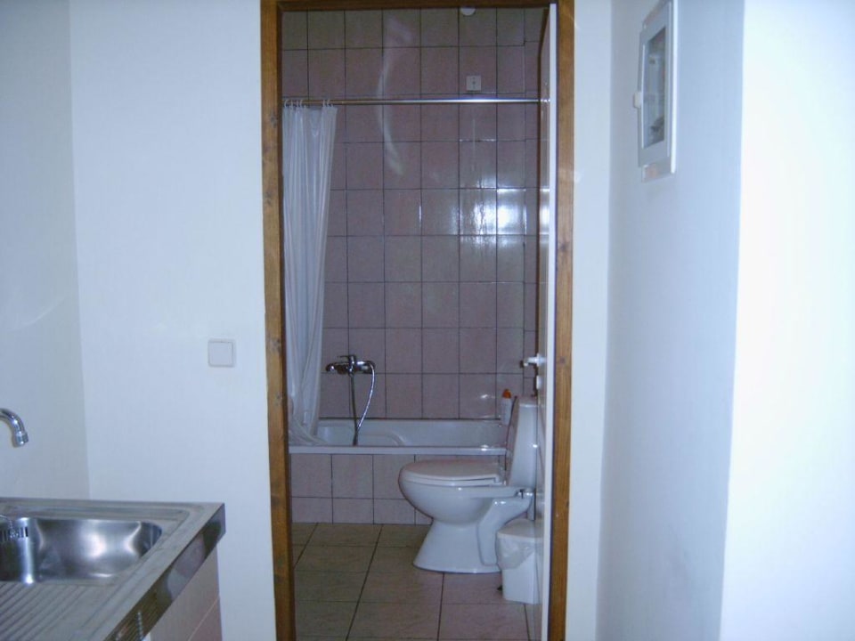 Kleines Bad Eri Beach & Village