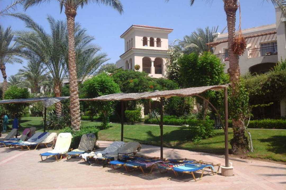 Przy basenie JAZ Mirabel Beach
