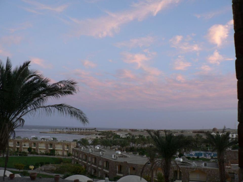 Sonnenuntergang Brayka Bay Resort