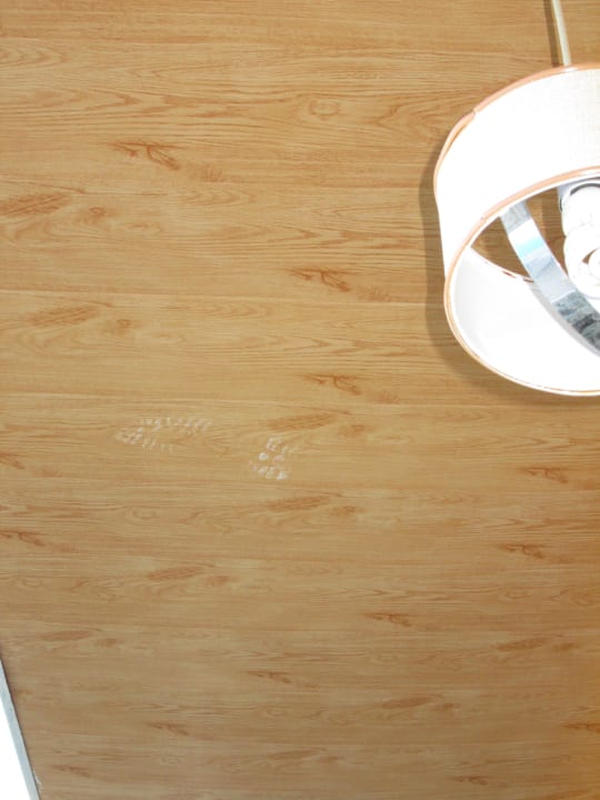 След Джумшута на потолке MC Beach Park Resort Hotel