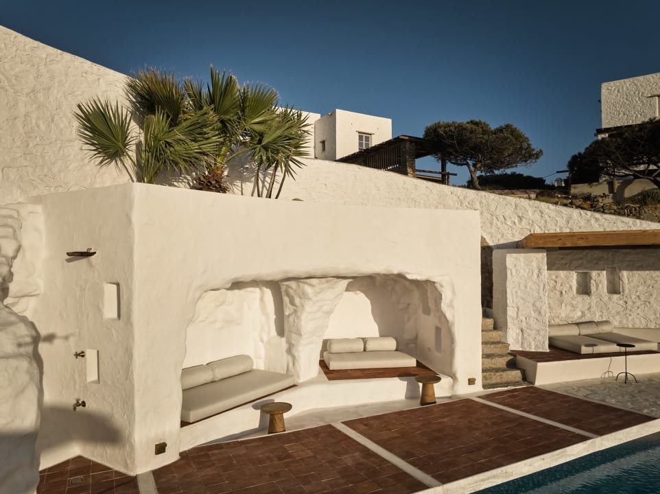 Pool Boheme Mykonos Town - Small Luxury Hotels of the World