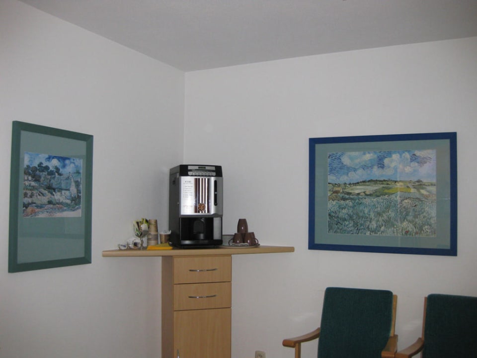 Kaffeeautomat im Aufenthaltsraum Hotel Am Ostpark