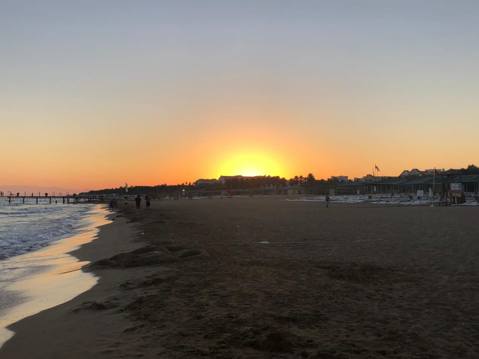 Strand Mary Hotel Side