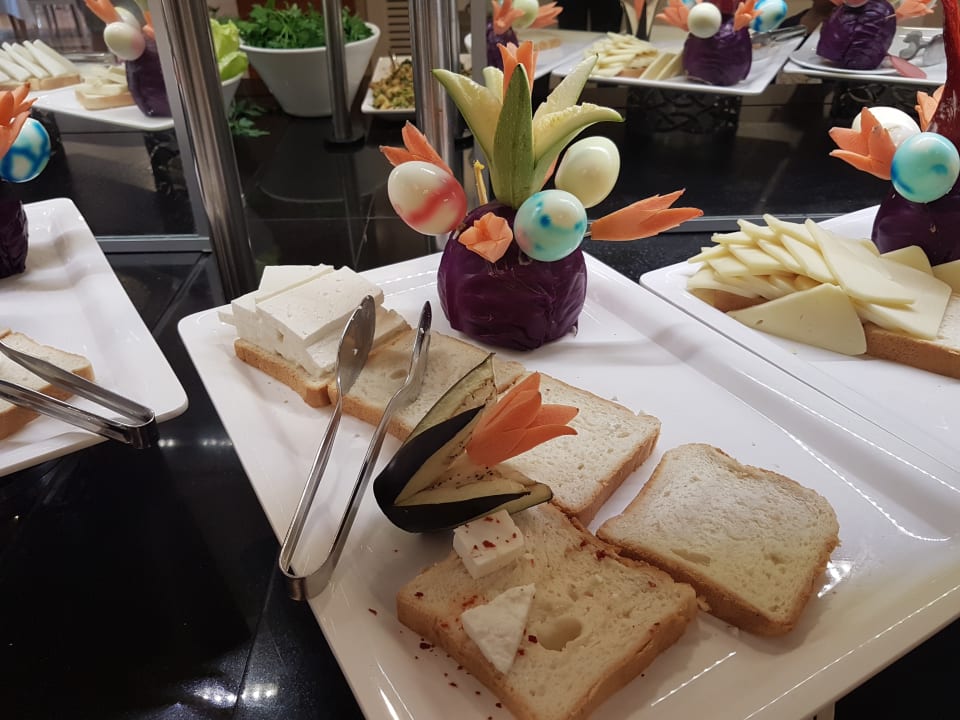 Gastro Palm World Side Resort & Spa