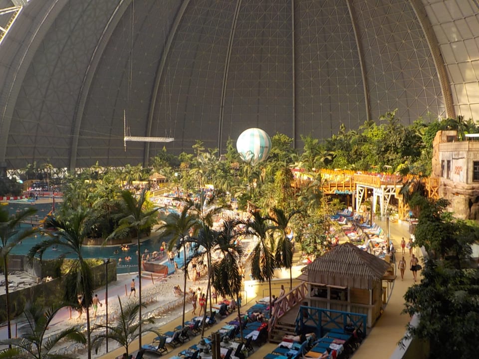 Sport & Freizeit Tropical Islands Resort - Zelte