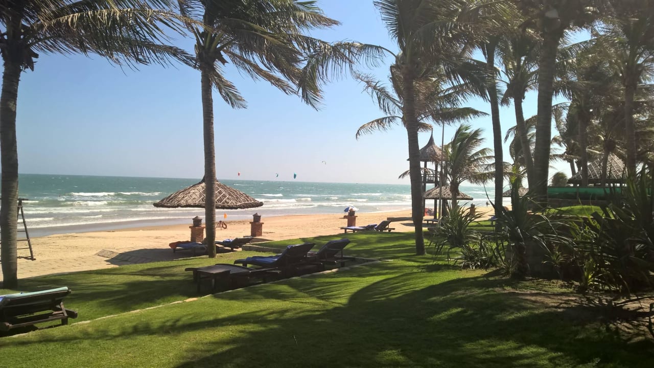 Blick vom Pool zum Meer Pandanus Resort
