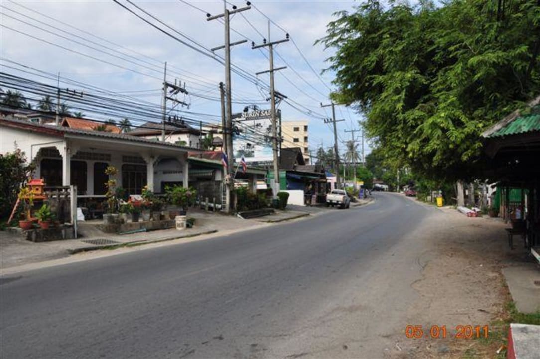 Поворот к отелю Surin Sabai