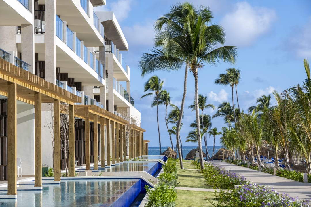 Pool Serenade All Suites - Adults Only Resort