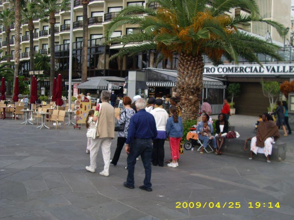 Hoteleingang Hotel ValleMar