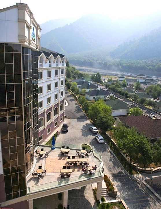 Mountain View Qafqaz Resort Hotel