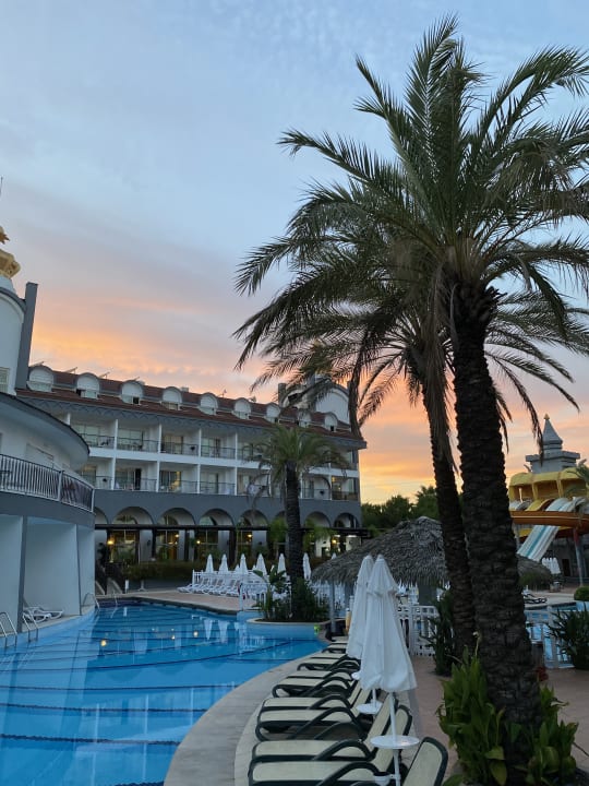 Sport & Freizeit Well Palace Side