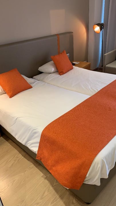 Zimmer Crystal Springs Beach Hotel