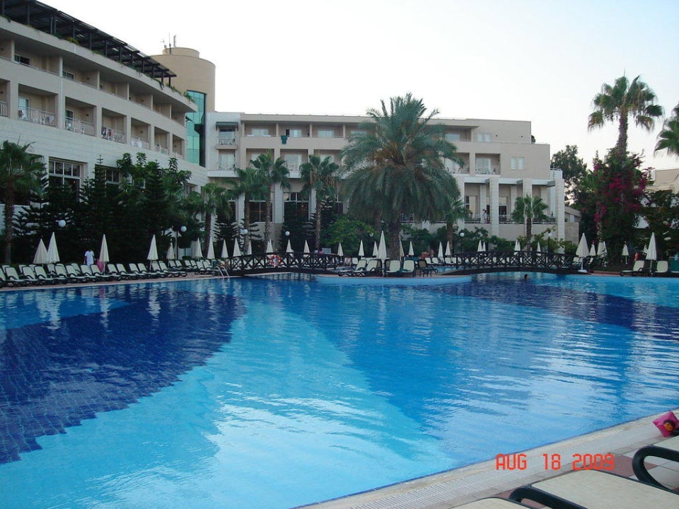 Tolle Poolanlage Rixos Premium Tekirova
