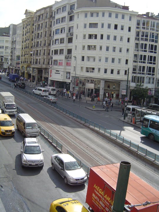 Aus den Zimmer zur Straße Sorriso Hotel