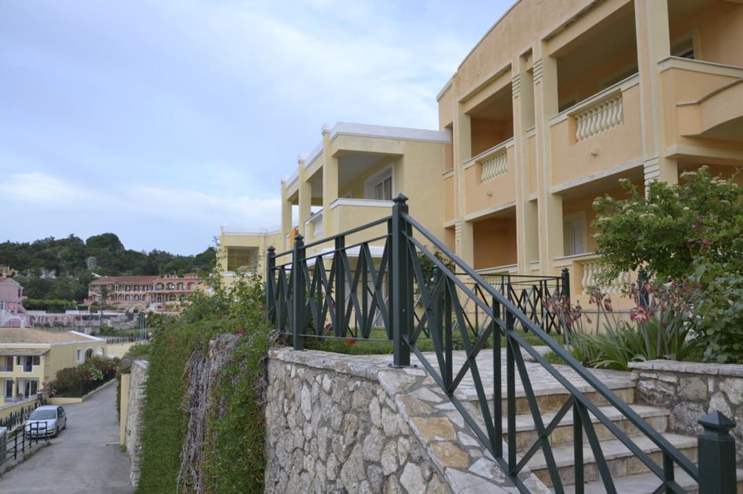 Bei den oberen Zimmern Ithea Suites Hotel