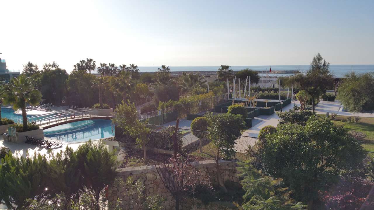 Ausblick Commodore Elite Suites & Spa - Adults only