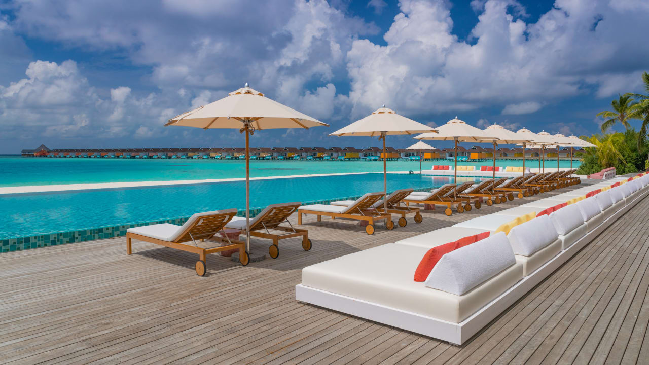 Pool The Standard Maldives