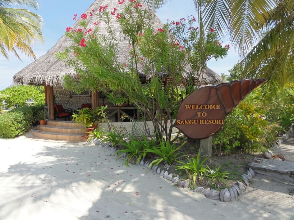 Sangu Resort Kuredu Kuredu Island Resort & Spa