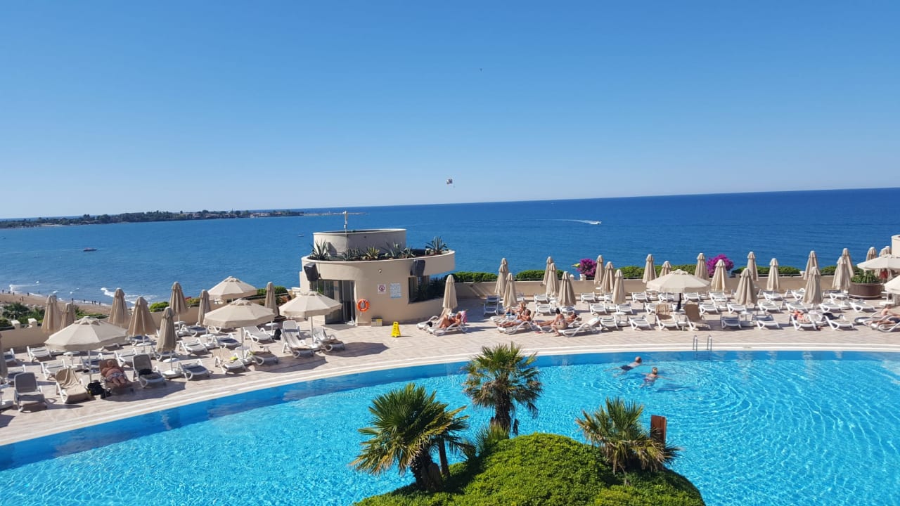 Pool Melas Resort Hotel